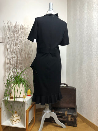 Superbe robe midi noire de créateur à manches courtes par Tabala Paris