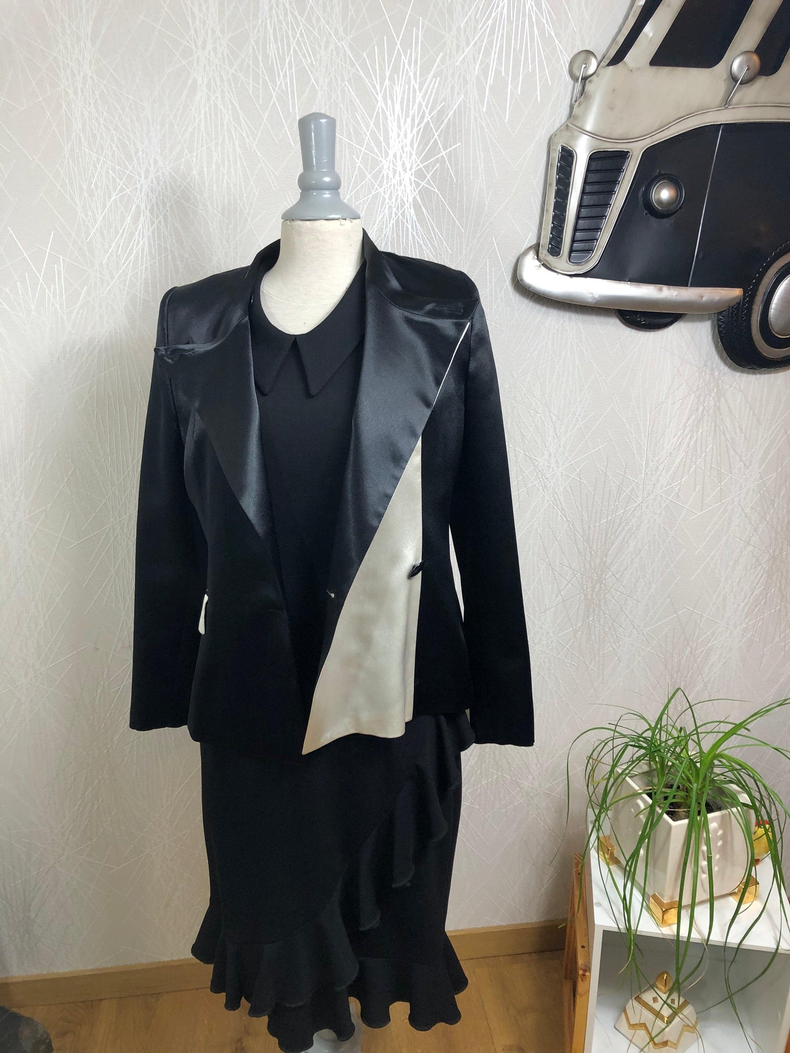 Veste satinée noire et blanc cassé de créateur Tabala Paris - Offre-Unique