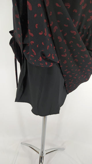 Robe courte ajustable manches courtes tissu crêpe Deeluxe