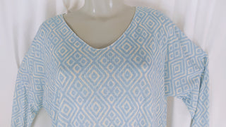 T-shirt bleu manches longues coupe droite et tissu jersey New Collection