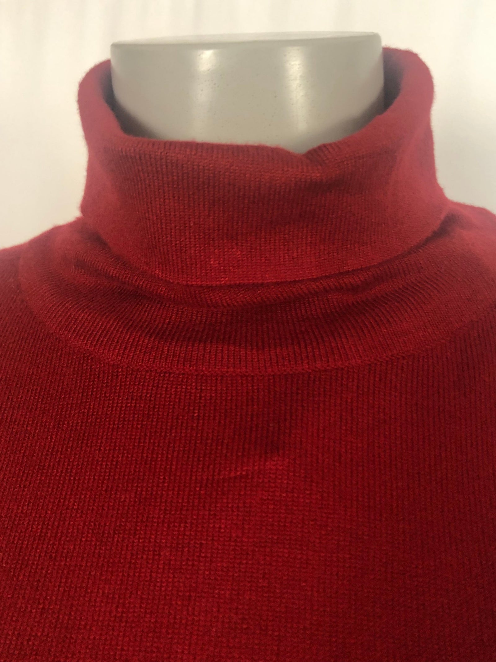 Pull rouge mailles fines col coulé rouge Deeluxe