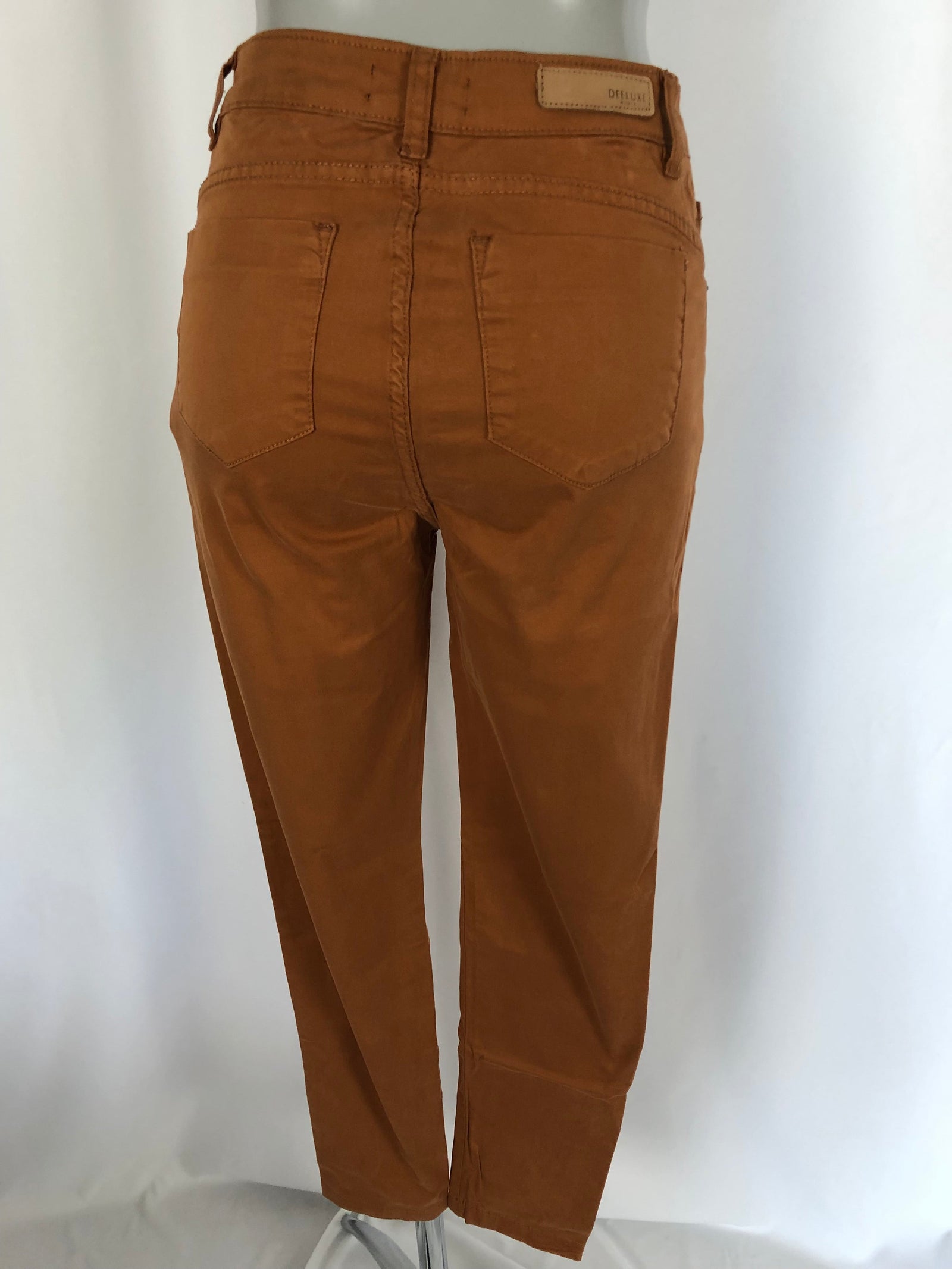 Pantalon coton slim couleur camel souple confortable Deeluxe