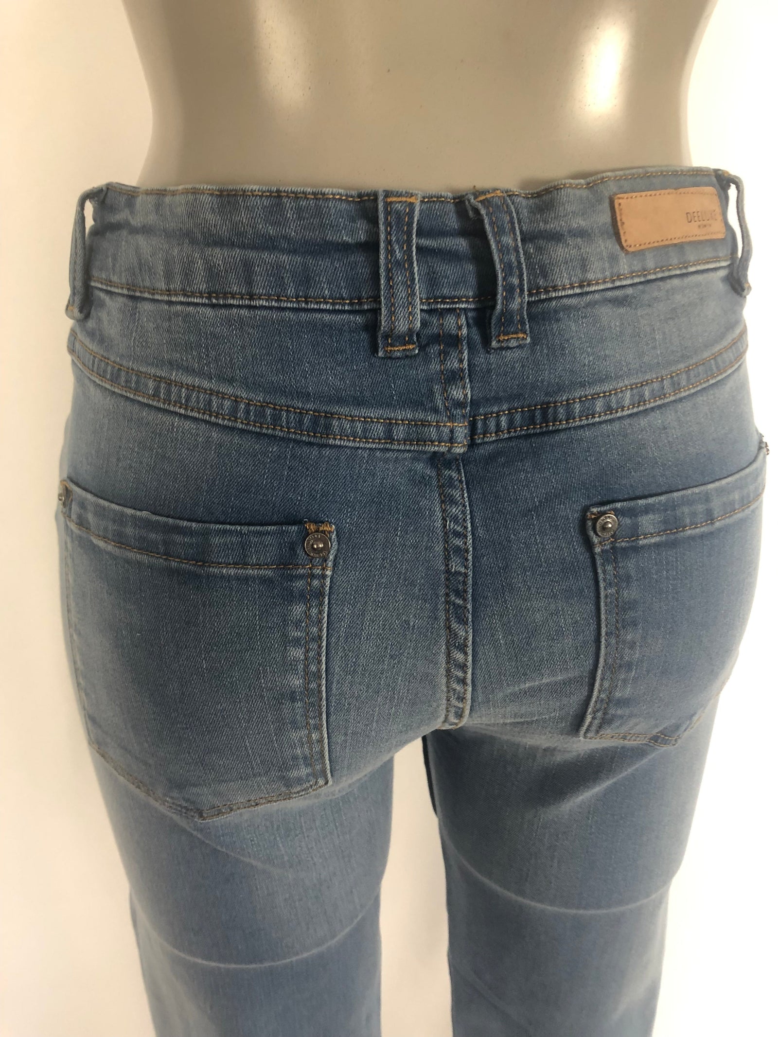 Jeans slim délavé coupe droite Deeluxe