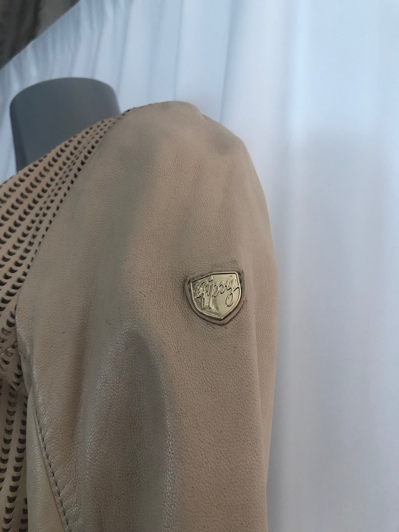 Veste doublée legere cuir souple ajouré beige Gipsy