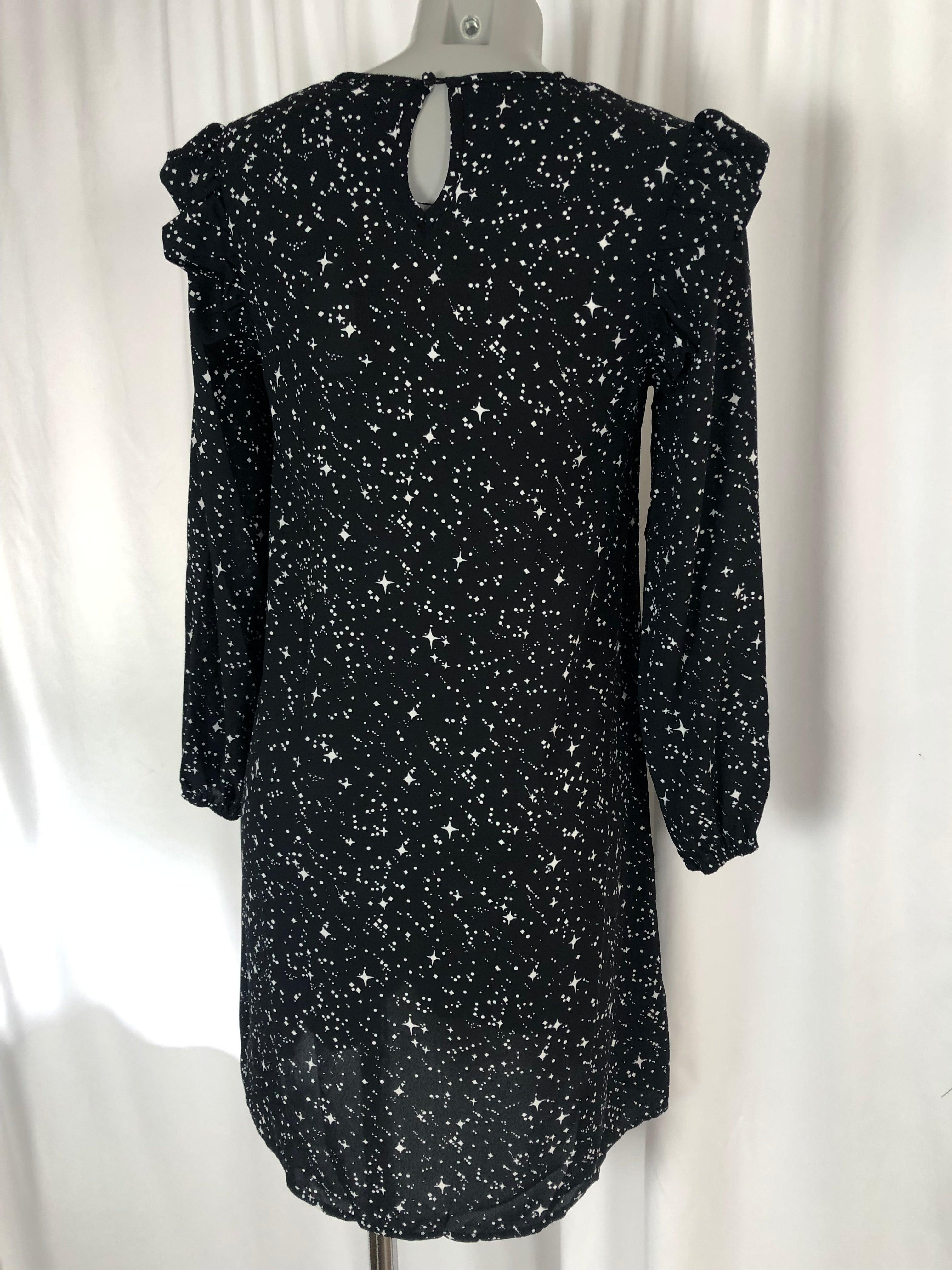 Robe noire à motifs d'étoiles manches longues coupe évasée Deeluxe - Offre-Unique