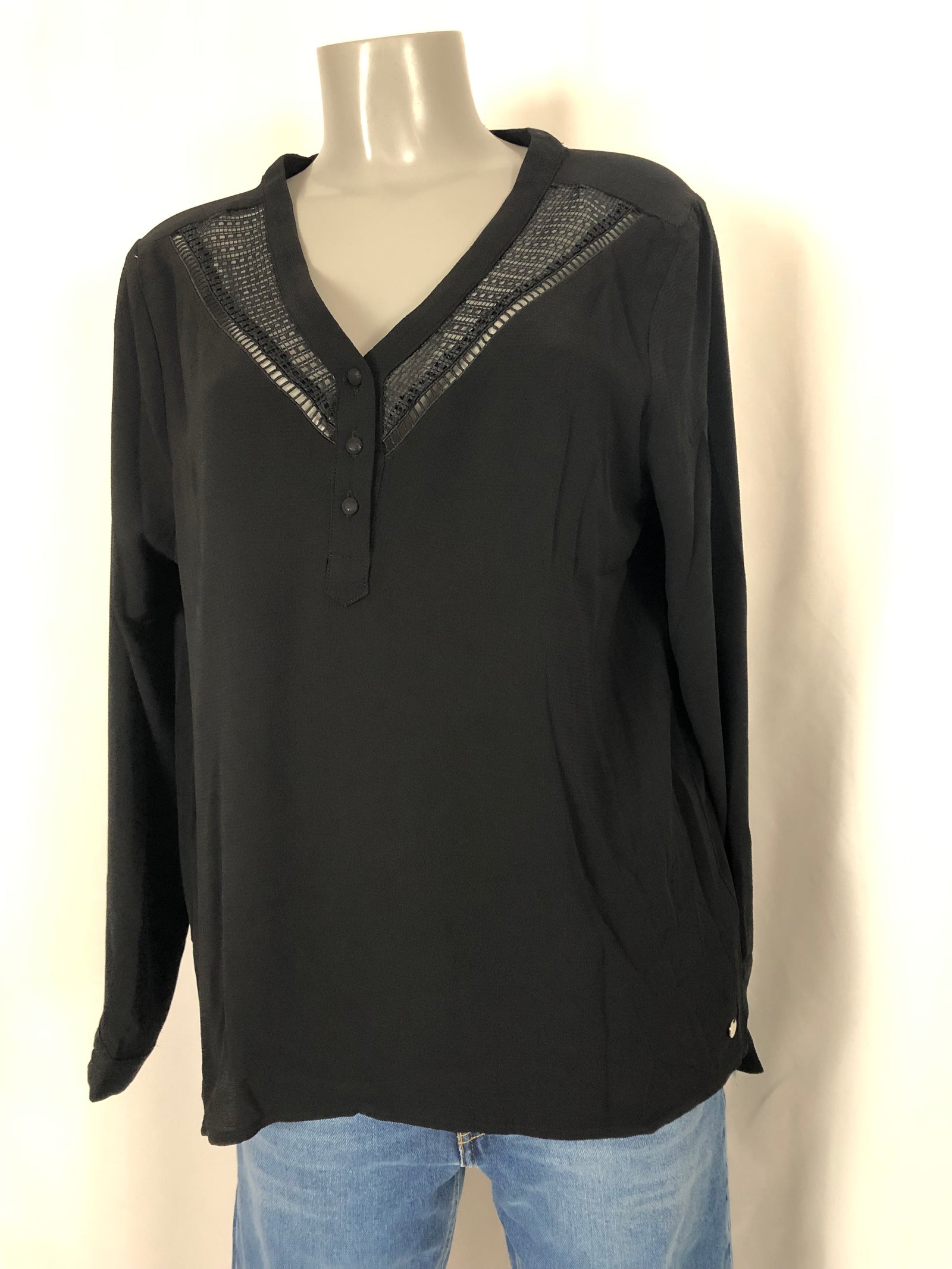 Blouse noire fluide col tunisien coupe droite Deeluxe