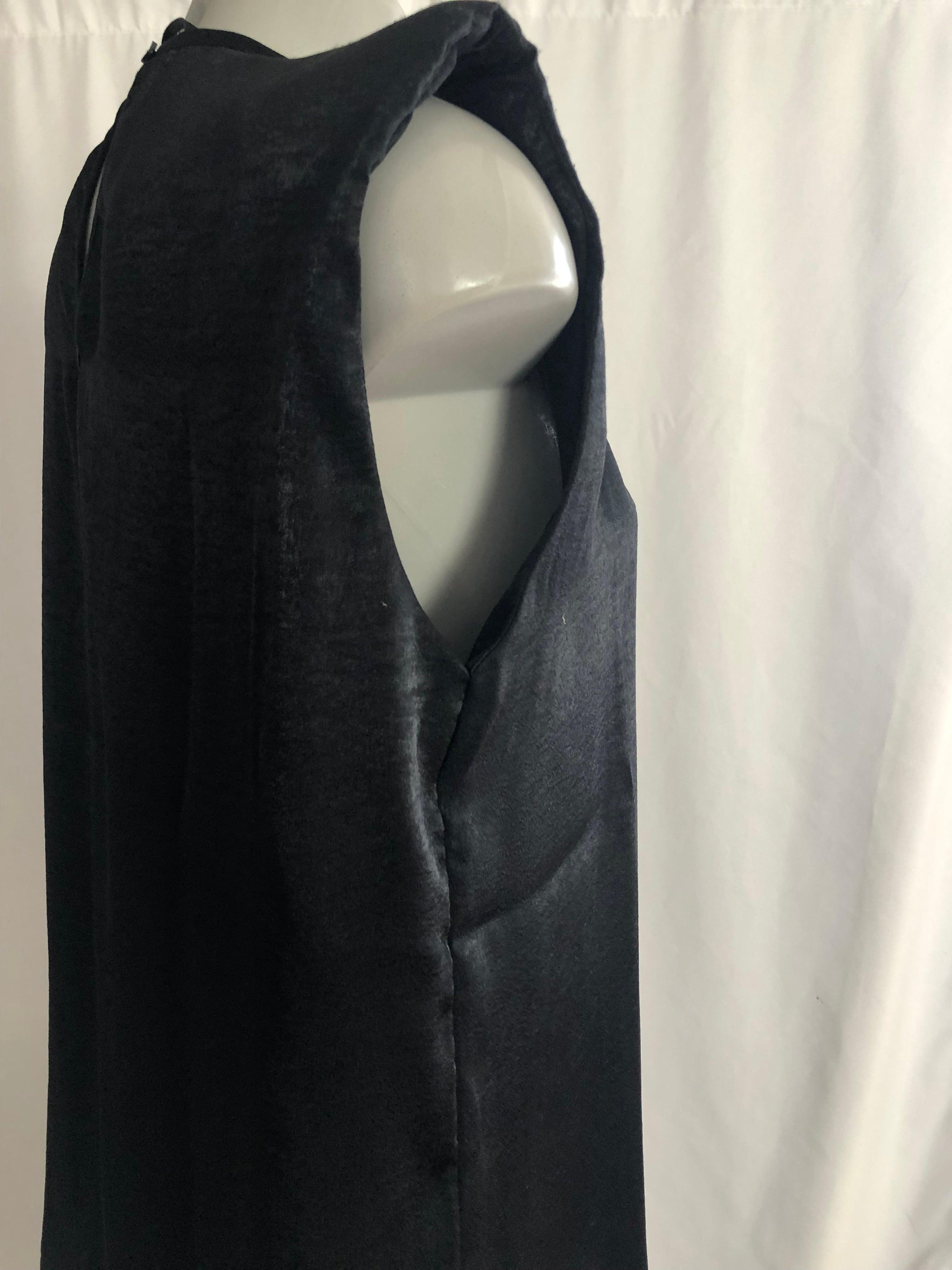 Top noir sans manches tissu fluide satiné Deeluxe - Offre-Unique