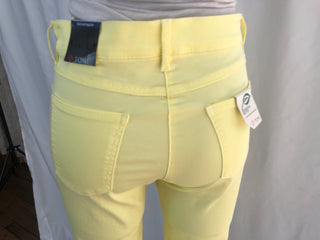 Pantalon jaune coton 7/8 taille haute coupe étroite slim fit strass marque Toni