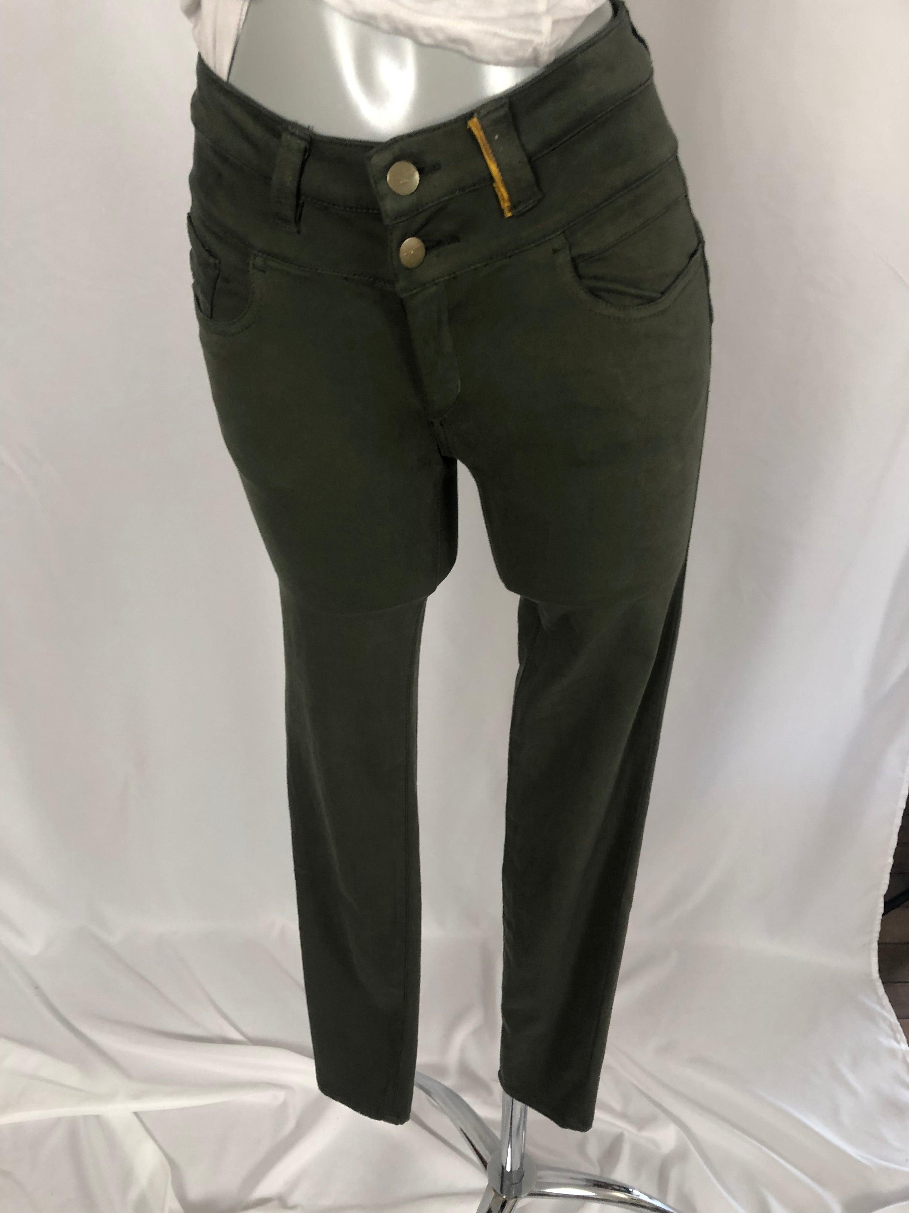 Pantalon vert kaki tissu peau de pêche coupe slim Couturist - Offre-Unique