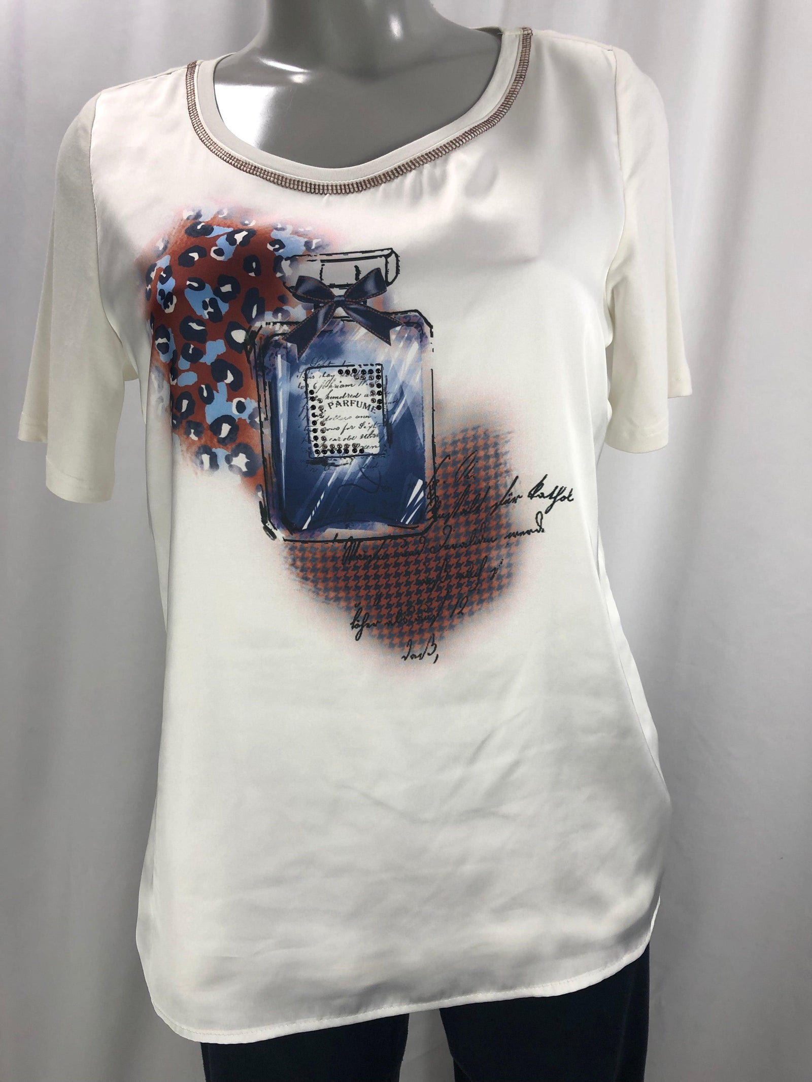 T-shirt blanc stylé imprimé parfum avec strass Just-White - Offre-Unique