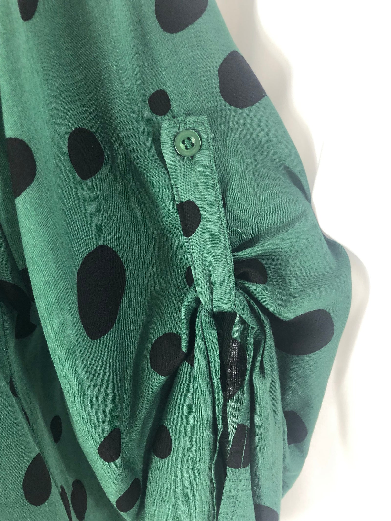 Blouse fluide encolure ronde tons vert bouteille Christy