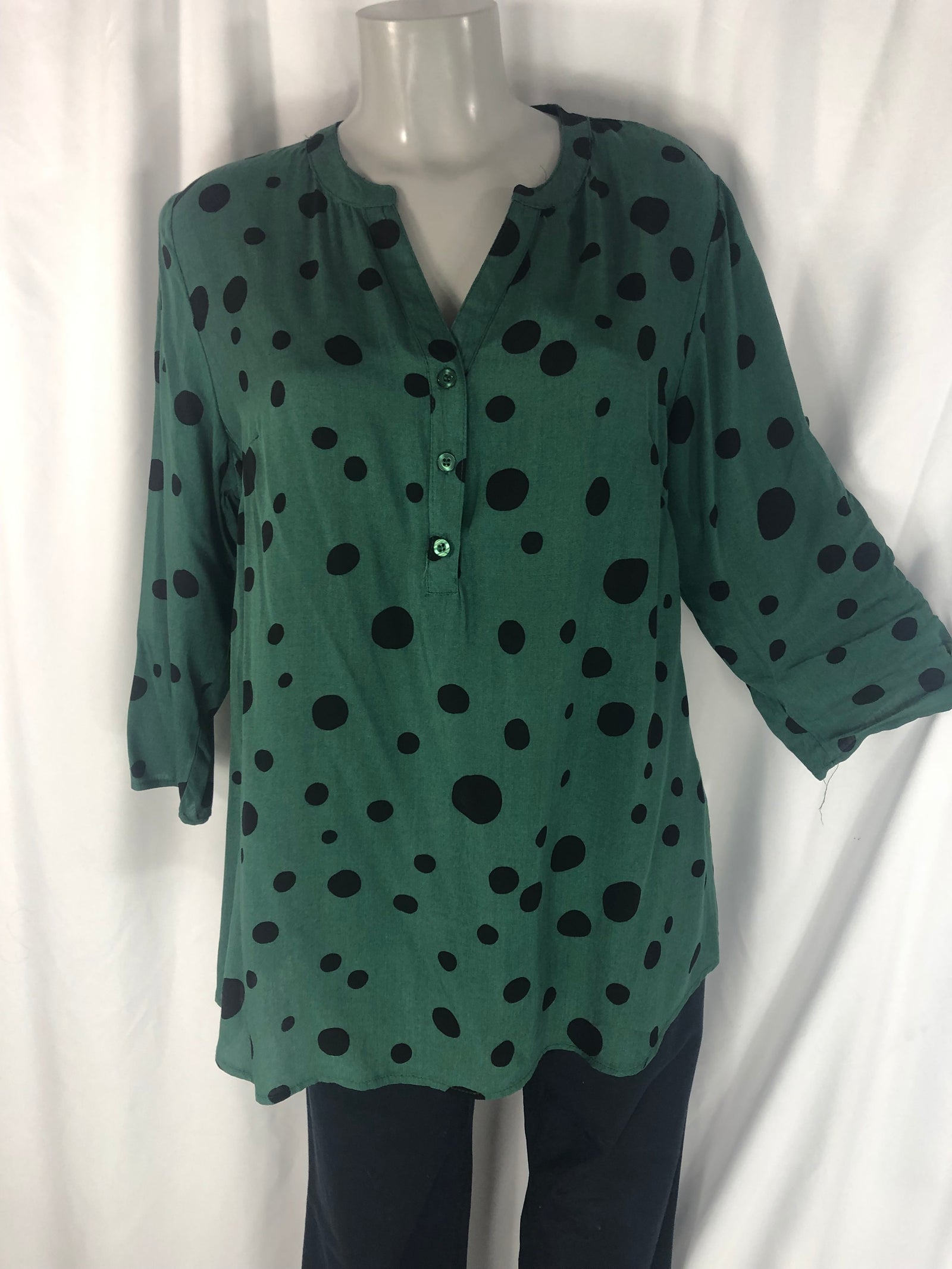 Blouse fluide encolure ronde tons vert bouteille Christy