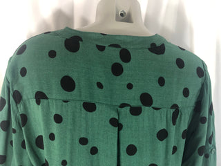 Blouse fluide encolure ronde tons vert bouteille Christy