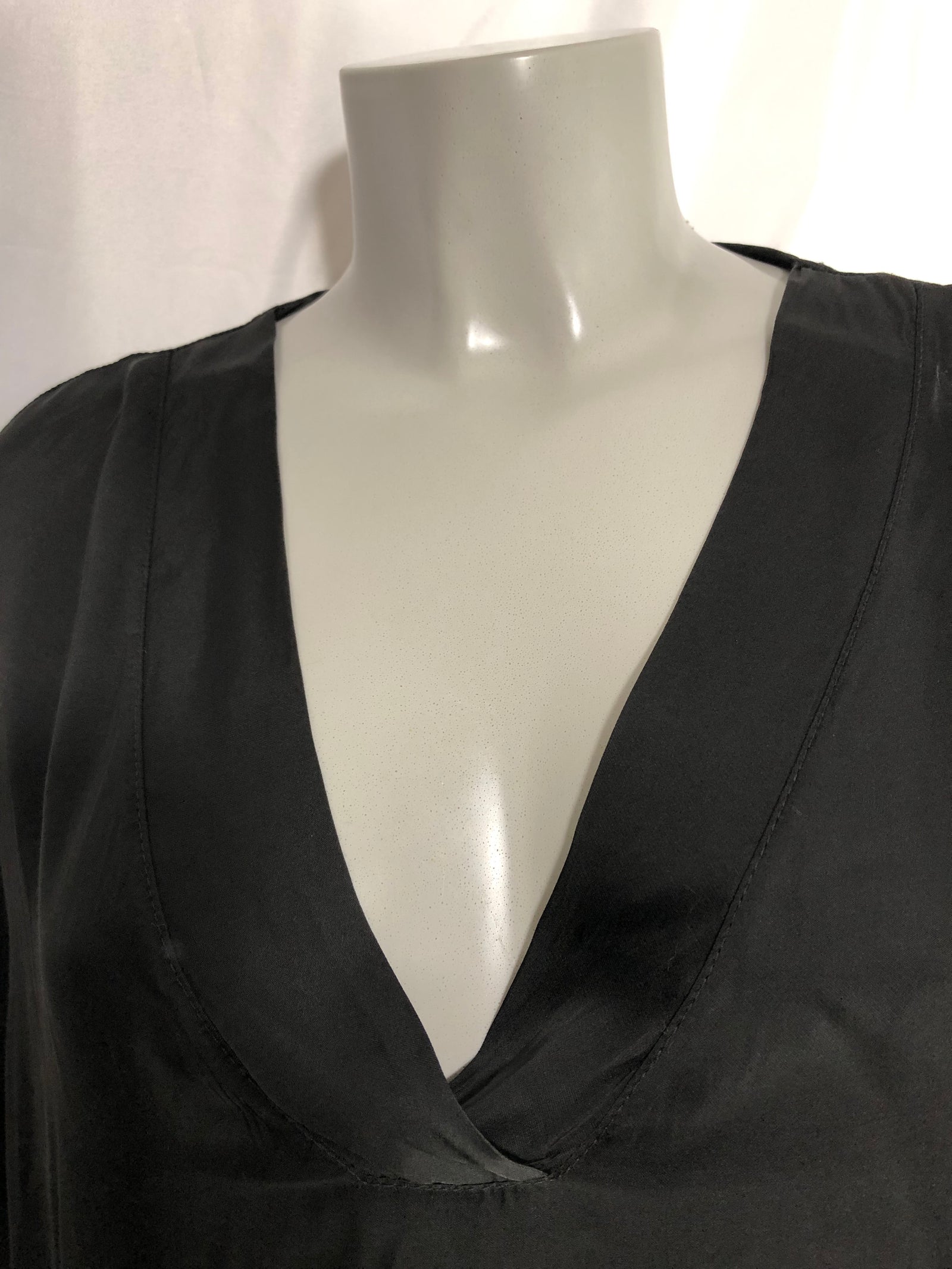 Blouse noire satinée ample manches 3/4 Pako Lito