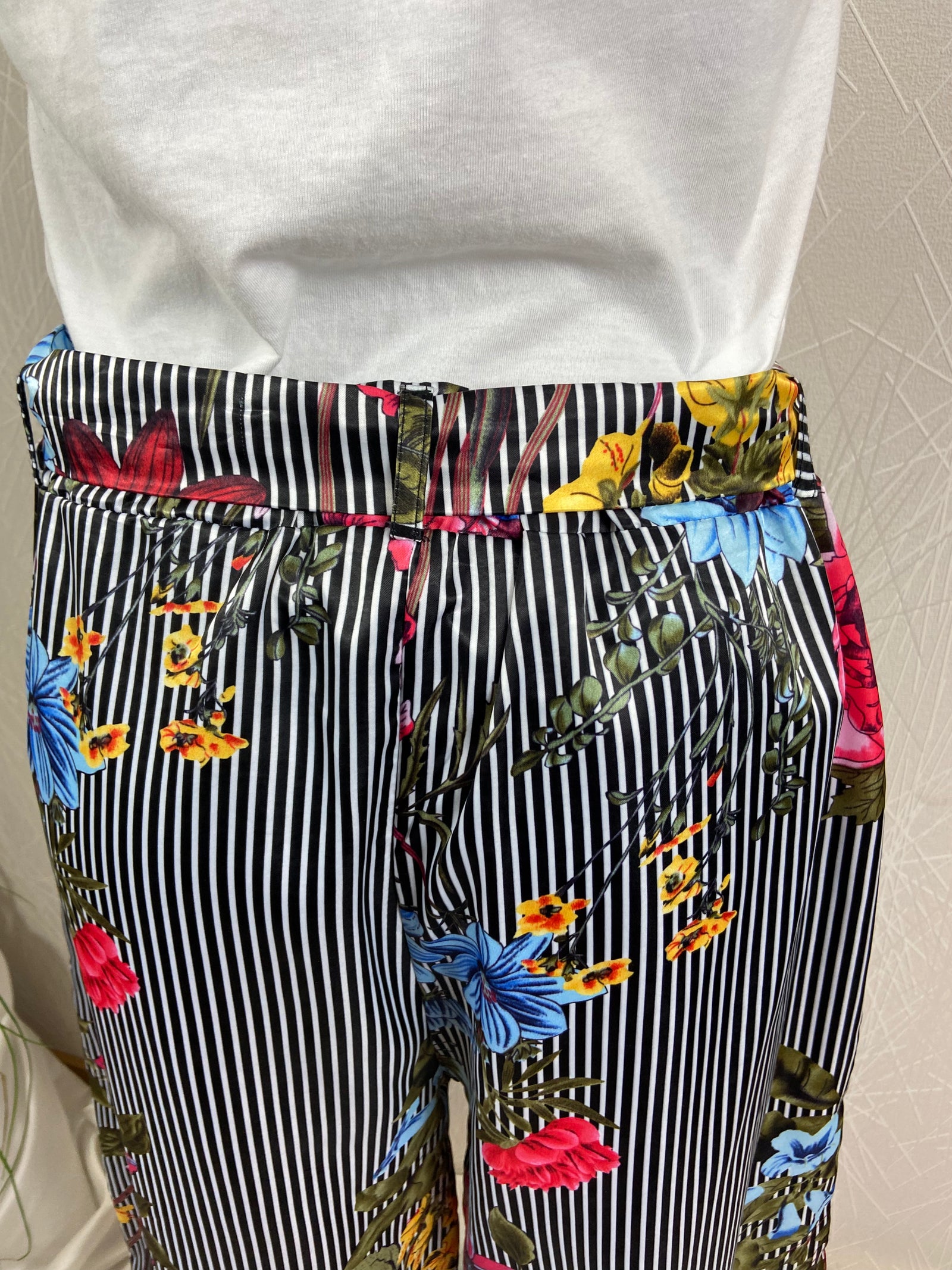 Pantalon léger fleurs jambes larges flot IntelliGent Store - Offre-Unique