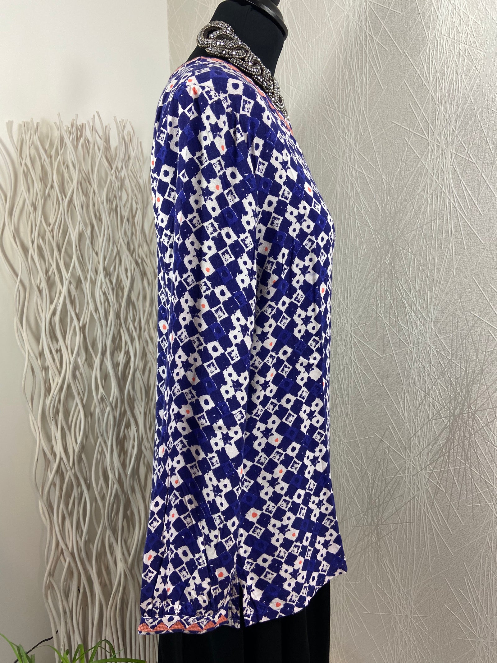 Blouse bleue à motifs manches longues La Fiancée du Mekong