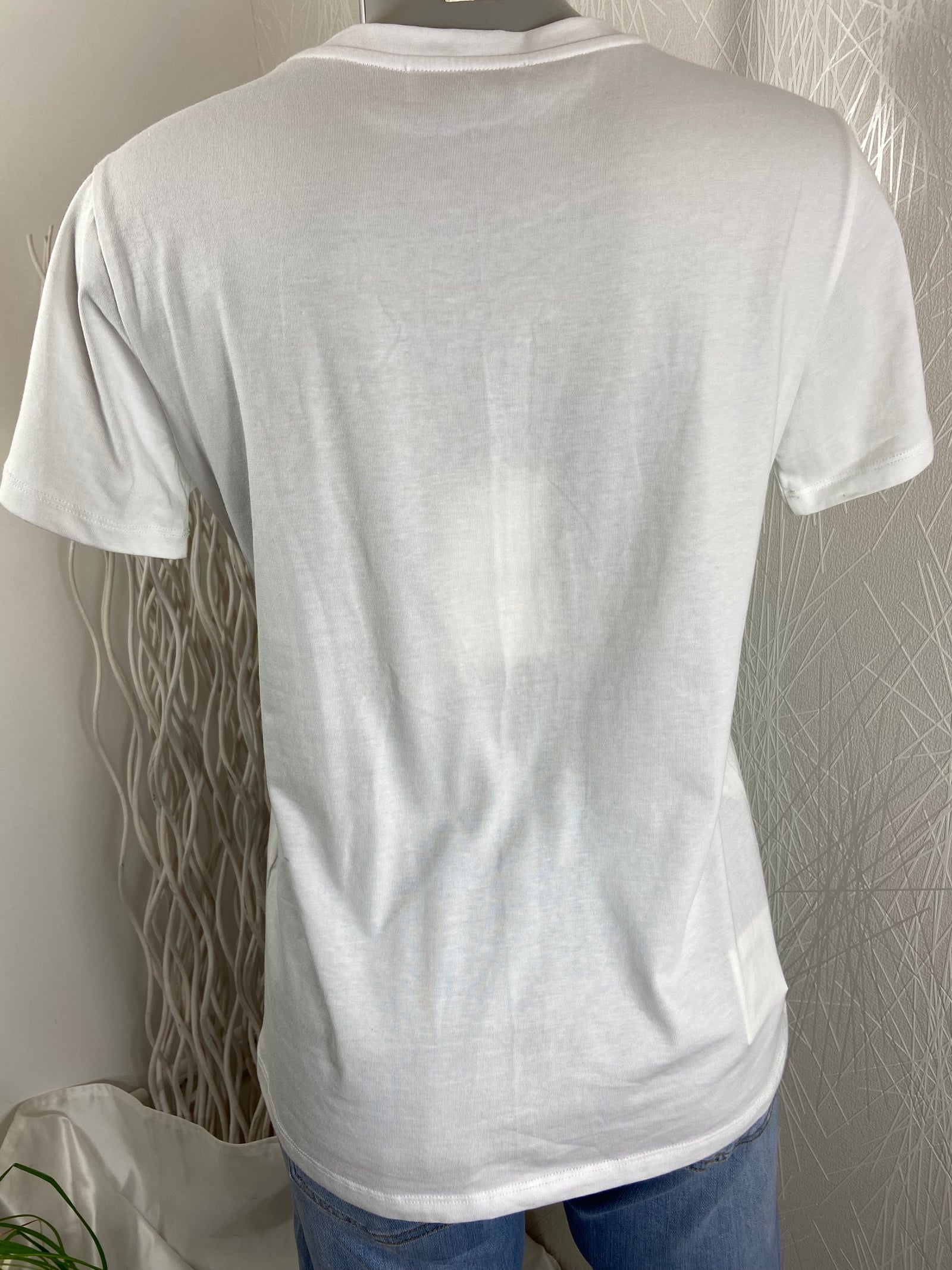 T-shirt femme par la styliste italienne Anna Molinari