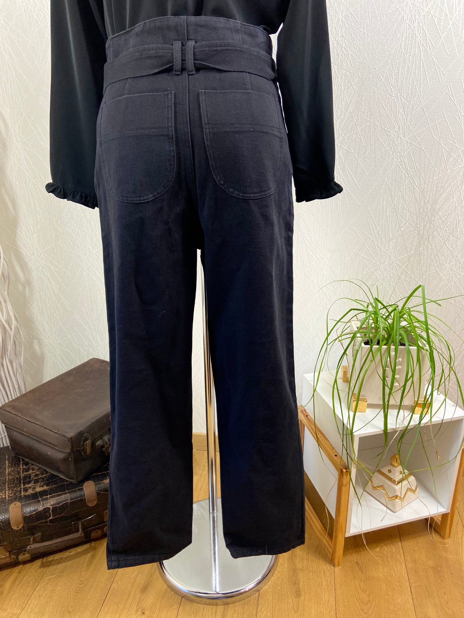 Pantalon taille haute de la marque Daphnea Paris - Offre-Unique