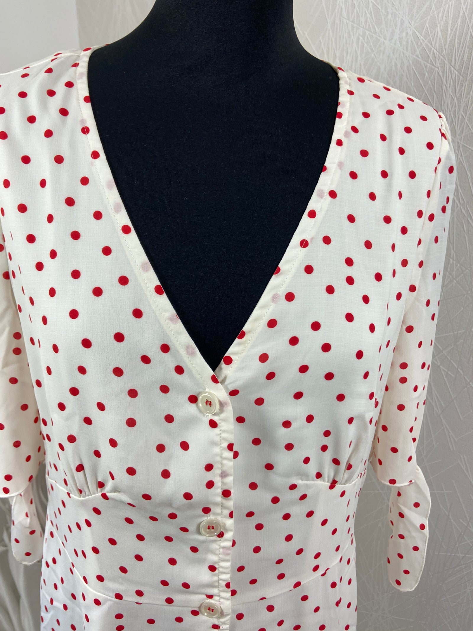 Robe légère midi blanche pois rouge manches courtes flot La Petite Étoile