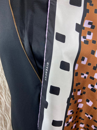 Foulard en carré 100 % soie naturelle Givenchy