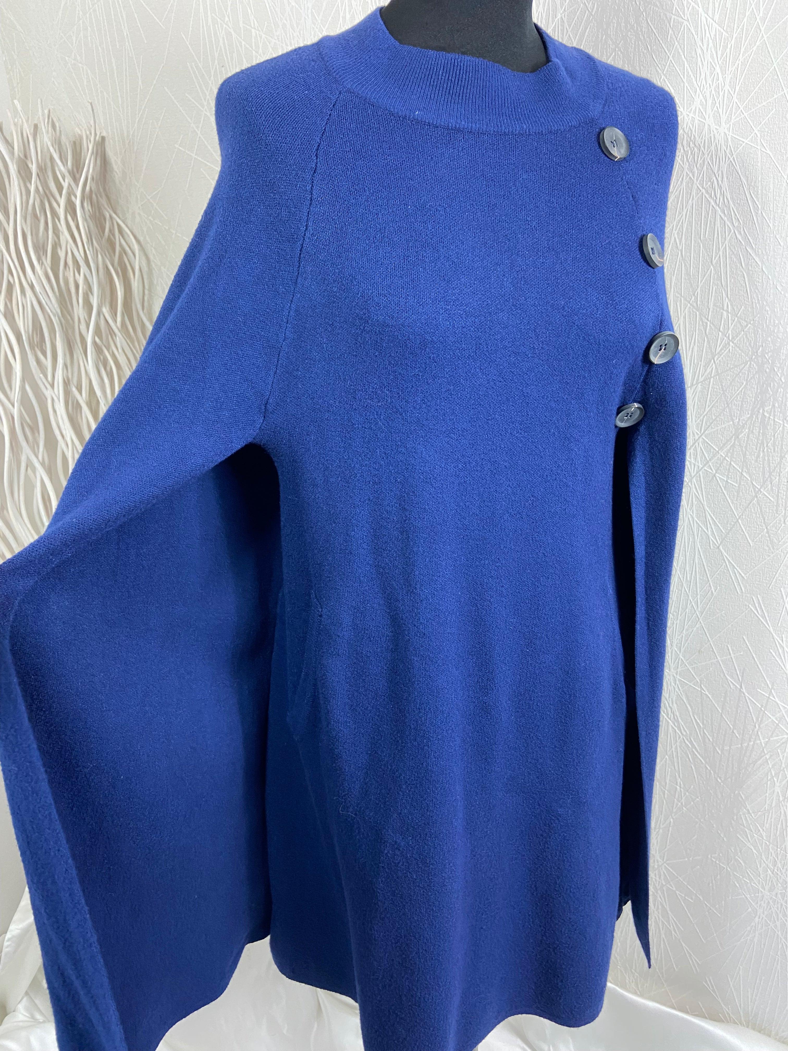 Cape bleue de Finery - Offre-Unique