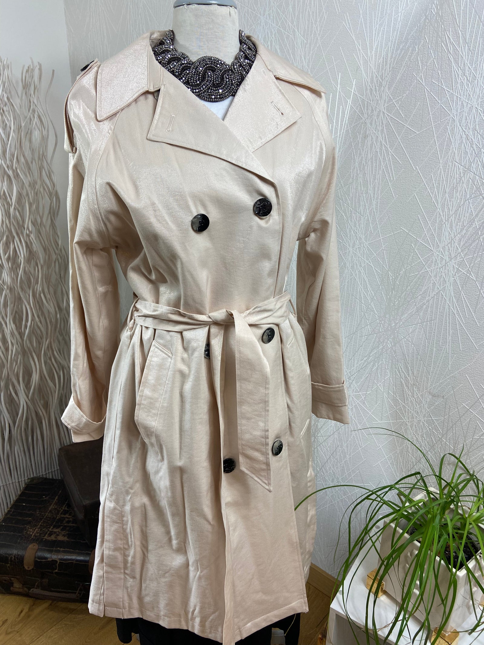 Imperméable trench long féminin et élégant ICHI