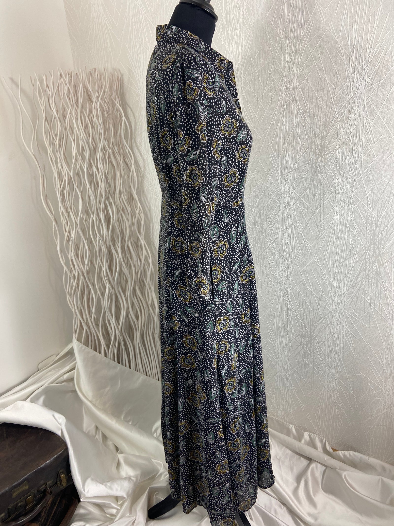 Robe longue doublée boutonnée fleurs manches 3/4 Garance