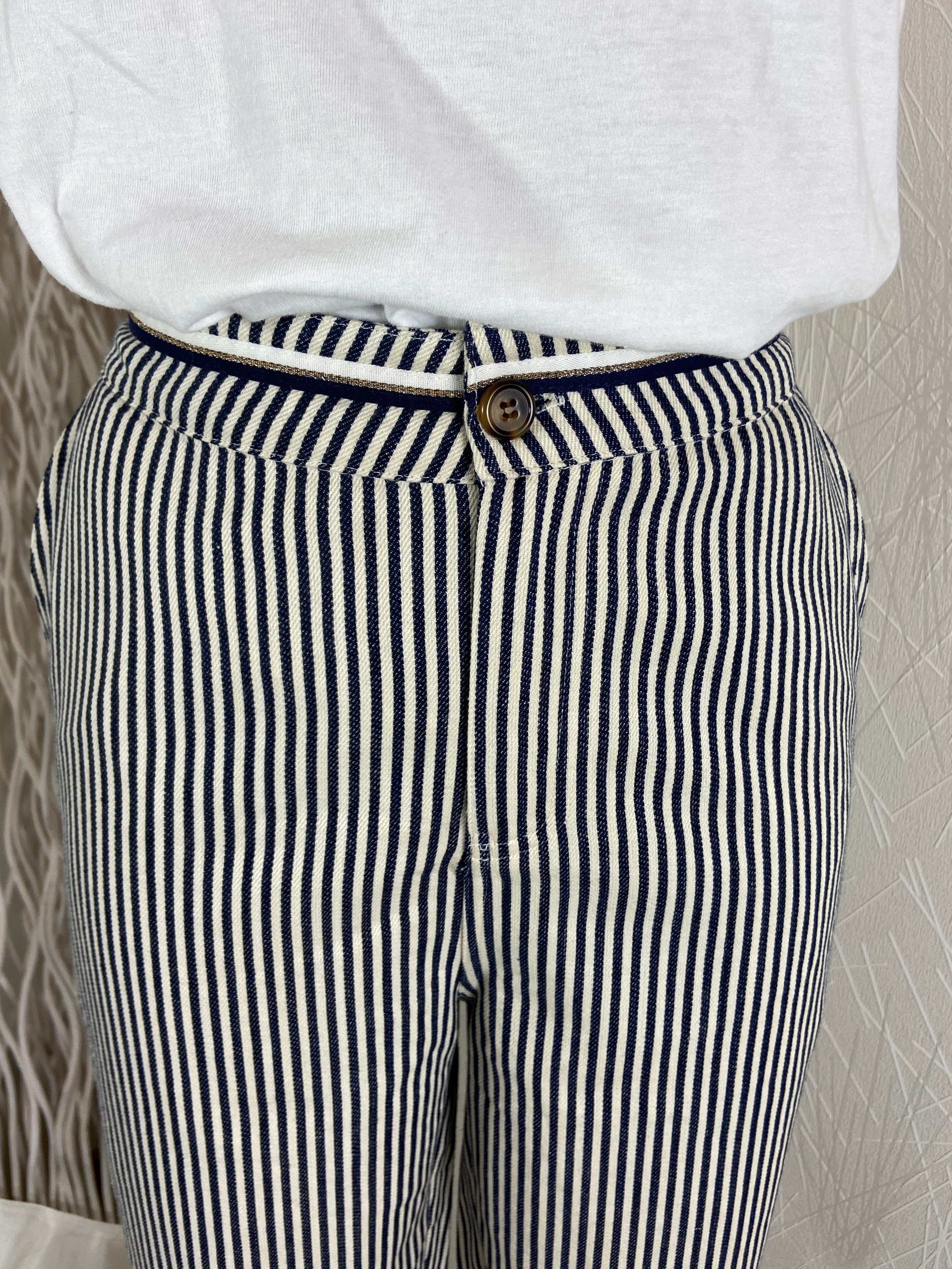 Pantalon coton souple 7/8 taille haute rayé bleu marine blanc modèle Dosty Garance - Offre-Unique