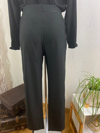Pantalon noir léger coupe droite taille haute de la marque E & D