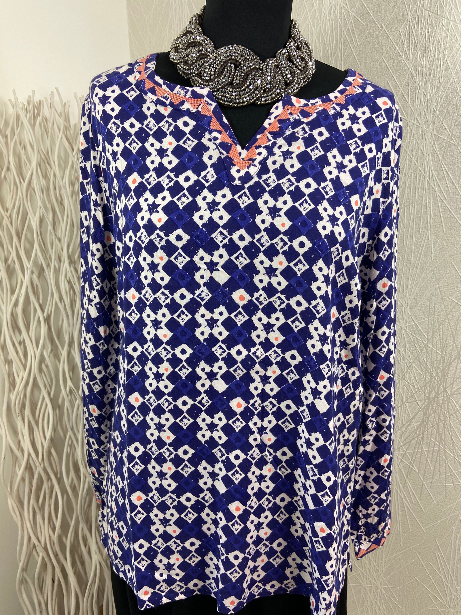 Blouse bleue à motifs manches longues La Fiancée du Mekong