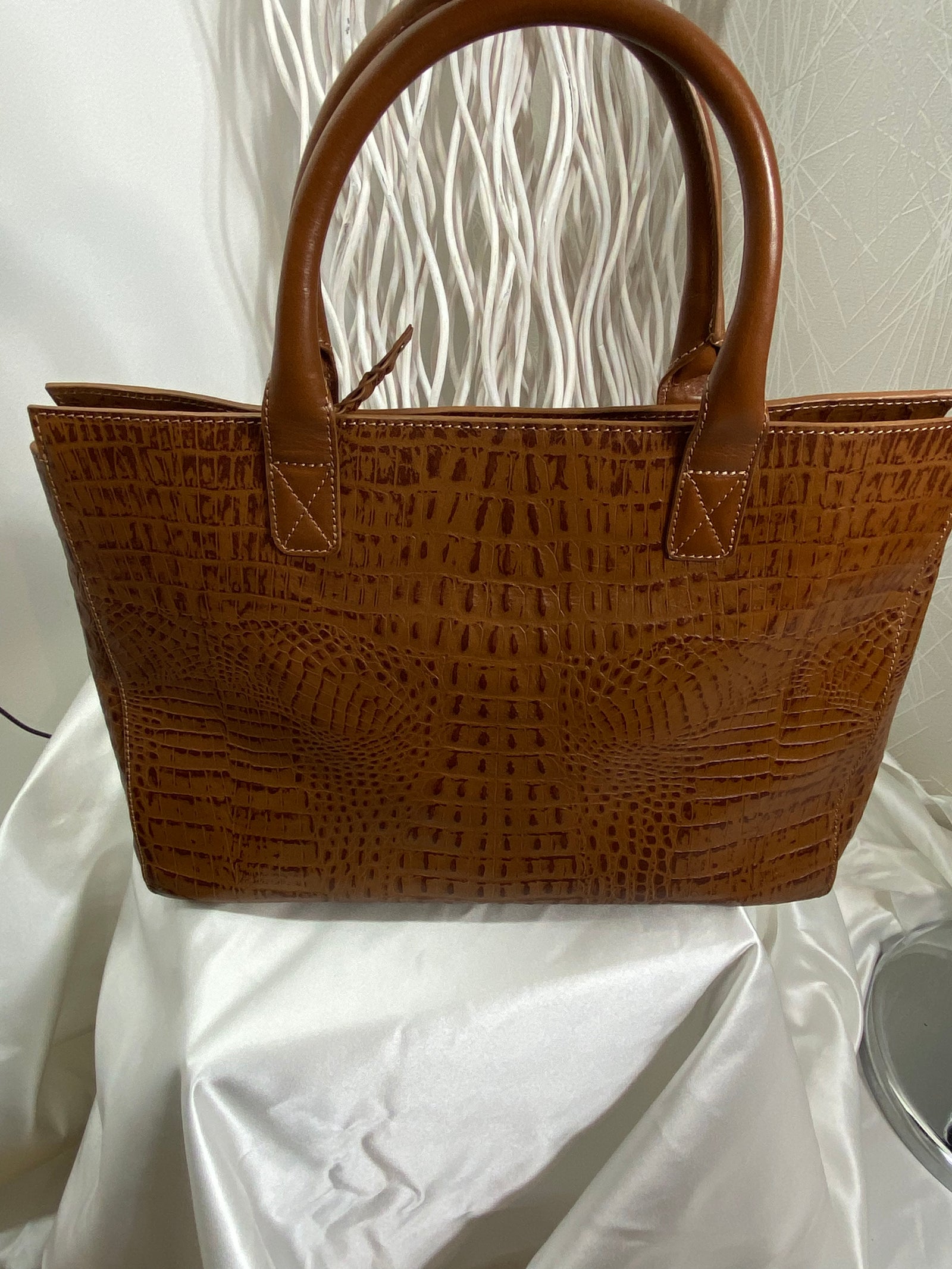 Grand sac cabas en cuir facon alligator Nonna