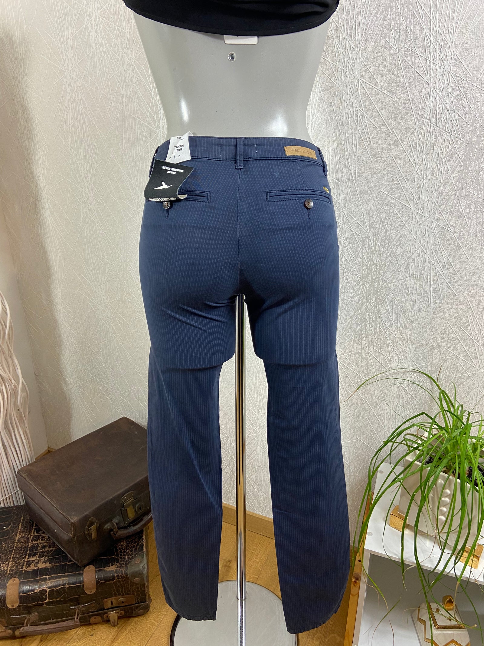 Pantalon à rayures de la marque Red Legend - Offre-Unique