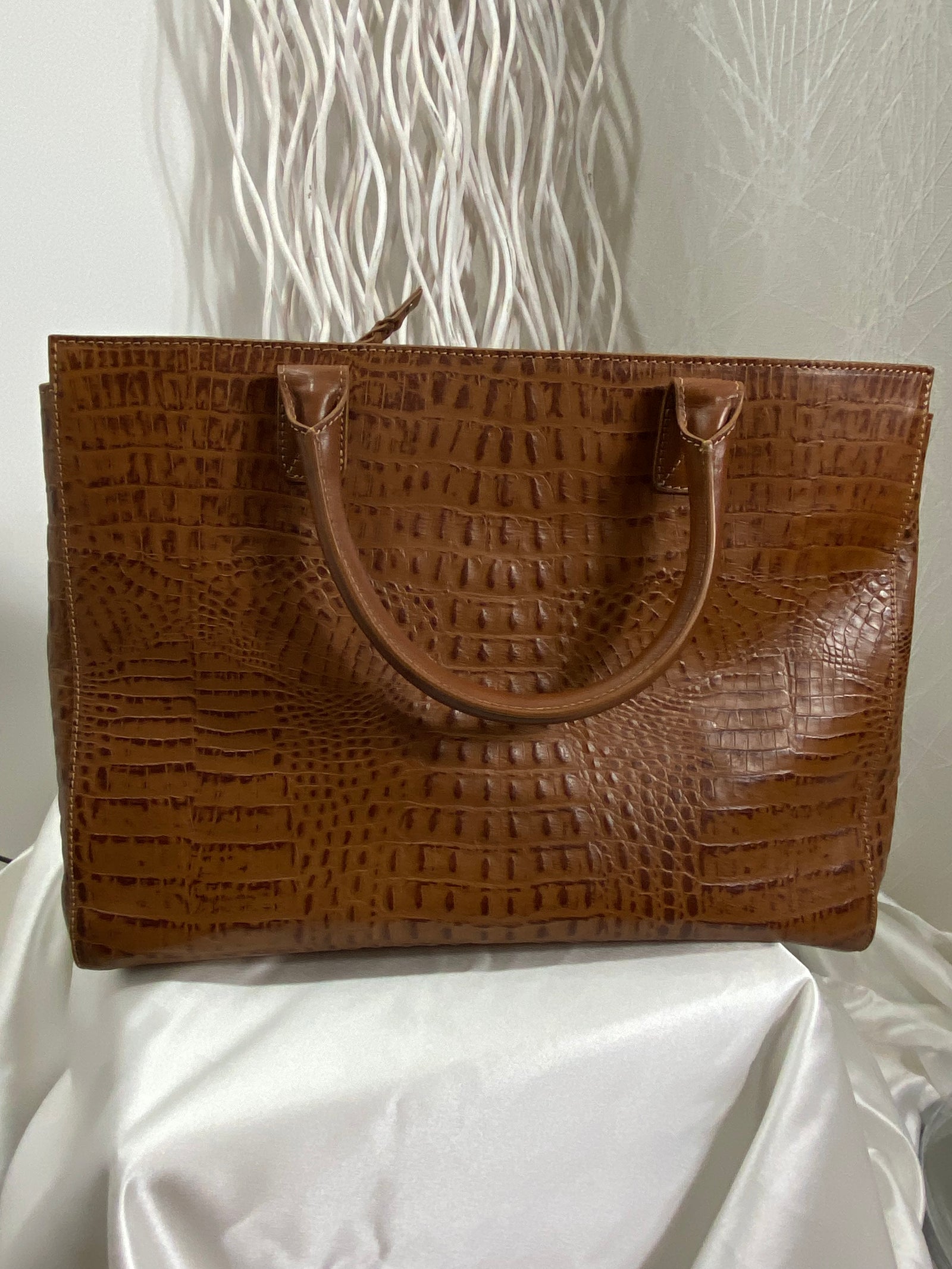 Grand sac cabas en cuir facon alligator Nonna